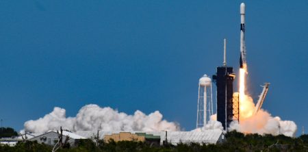 SpaceX successfully launches Starlink